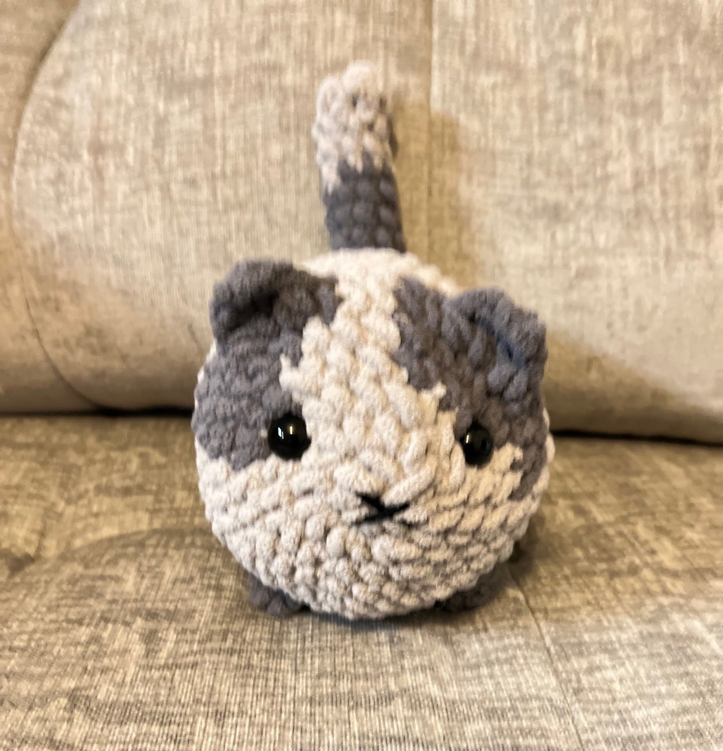 Loaf Cat | Handmade Chunky Chenille Plush Kitty