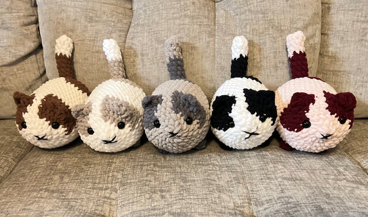 Loaf Cat | Handmade Chunky Chenille Plush Kitty